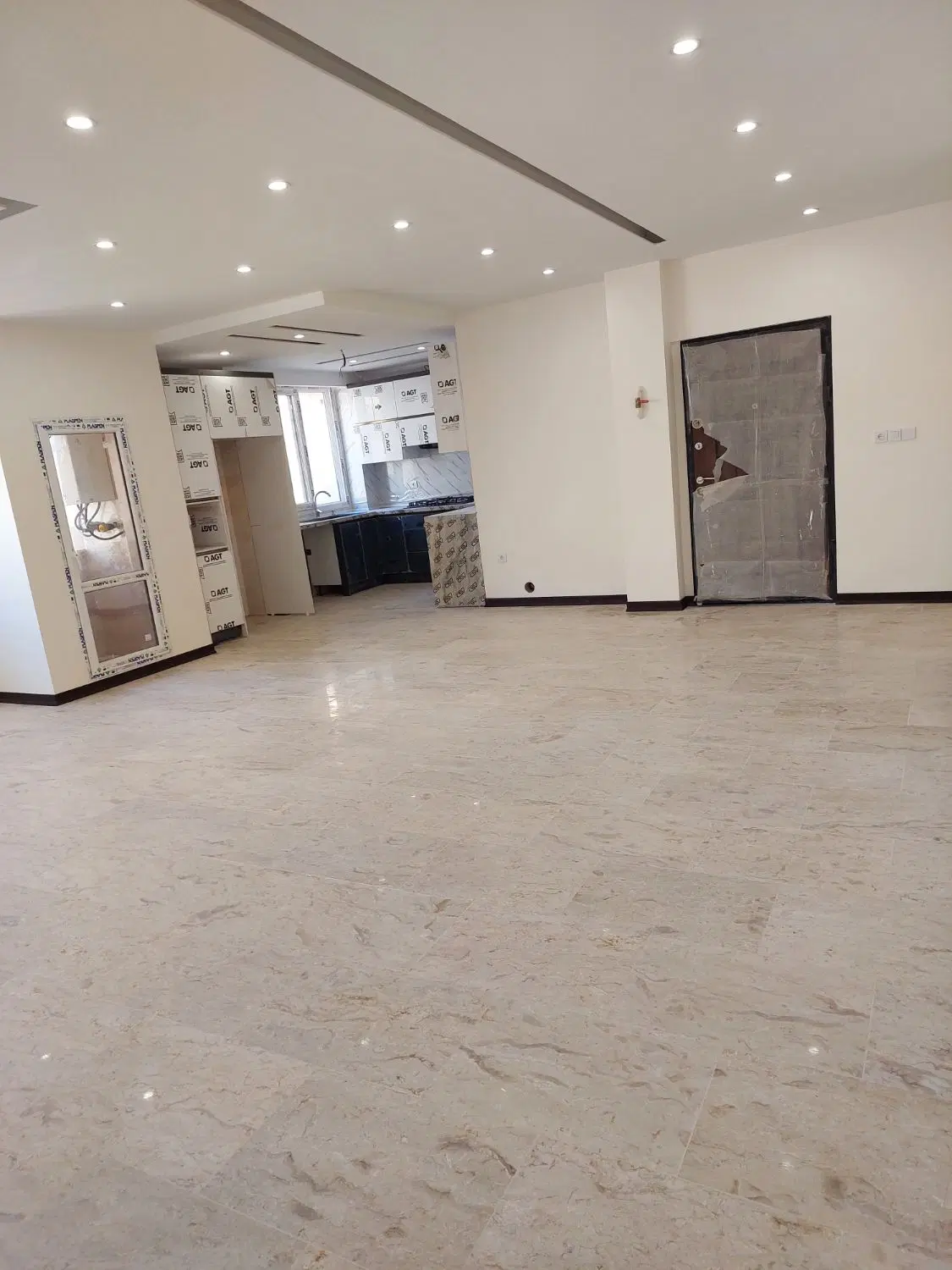 آپارتمان 125 متر 3 خواب نوساز تک واحدی