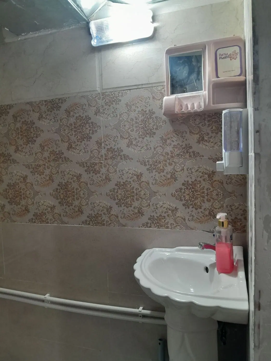 سوییت_اقامتگاه_اجاره_کلات نادر