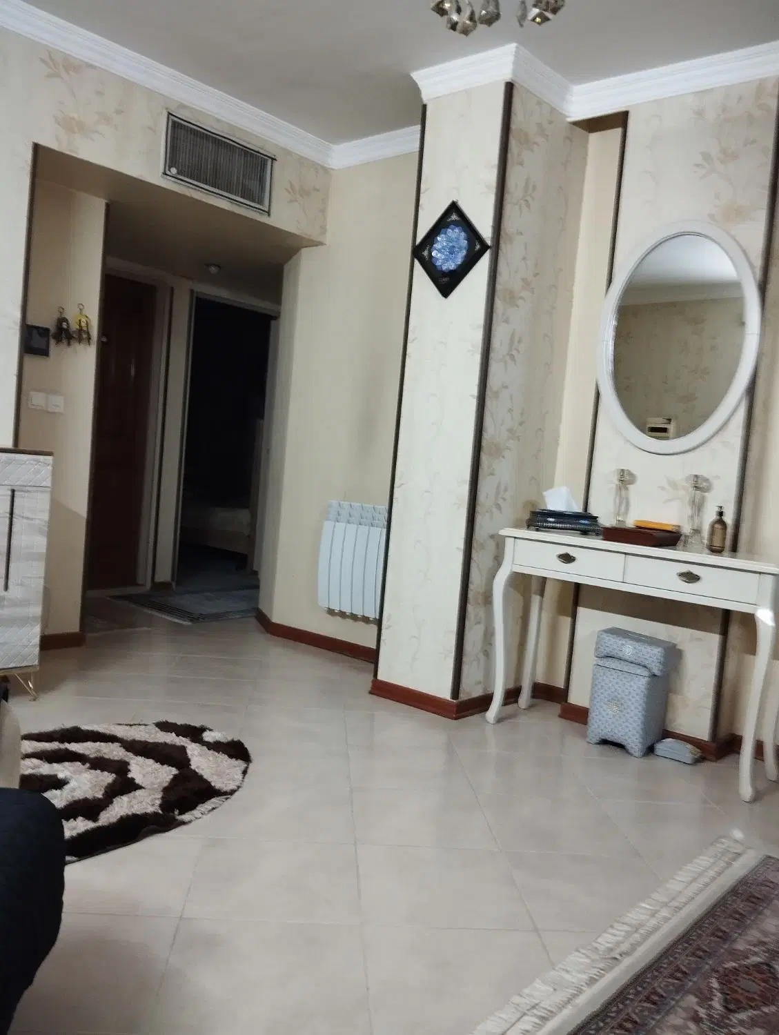 آپارتمان ۹۰ متری