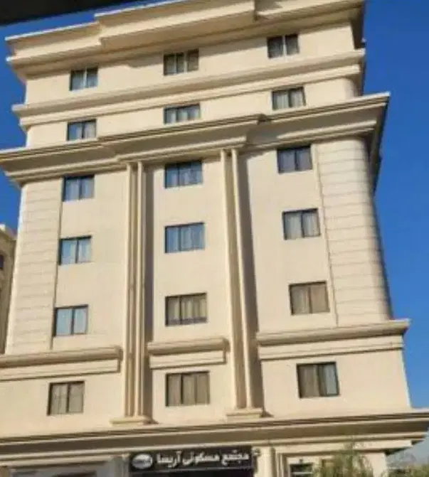 اپارتمان  ۸۰ متر ۳  ۴۰۰ رەن ۱۰ اجارە