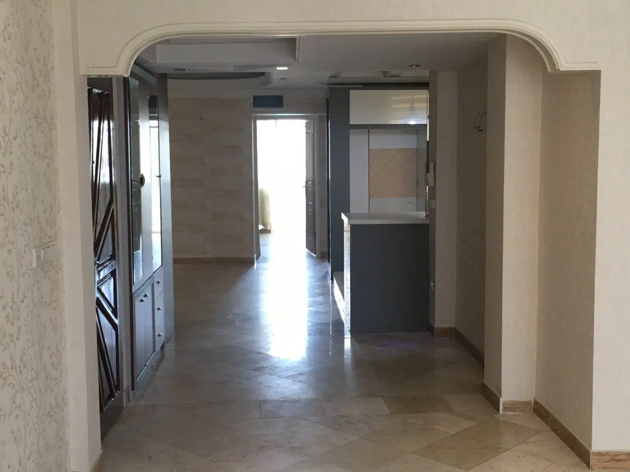 100متر_شیک و خوش نقشه_فول امکانات_190محمدخانی