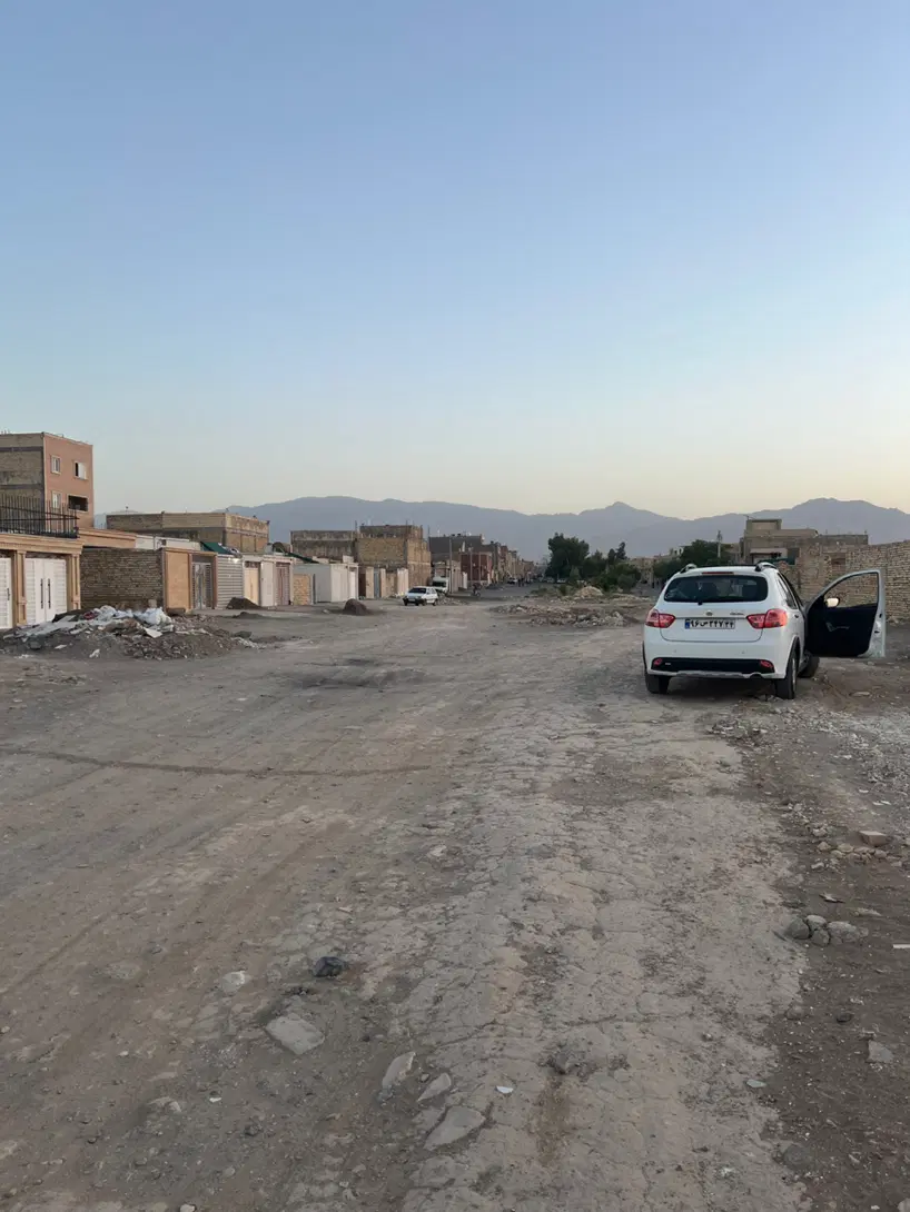 زمین ۱۰۰متری بر ۷ونیم متری