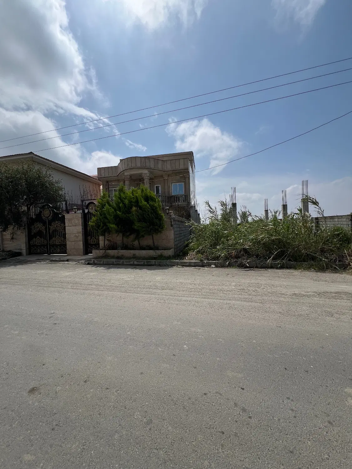 ۳۲۱ متر زمین با ستون نقشه عالی