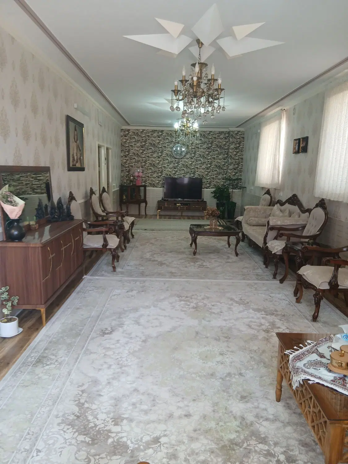 اجاره ۱۸۰متر دربست گلسرخی پارکینگ فول