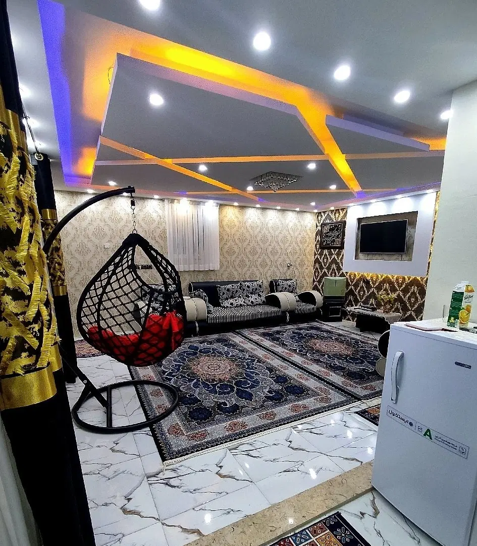 فروش ویلای شیک 300 متر زمین قدس جنب کلید سازی جواد