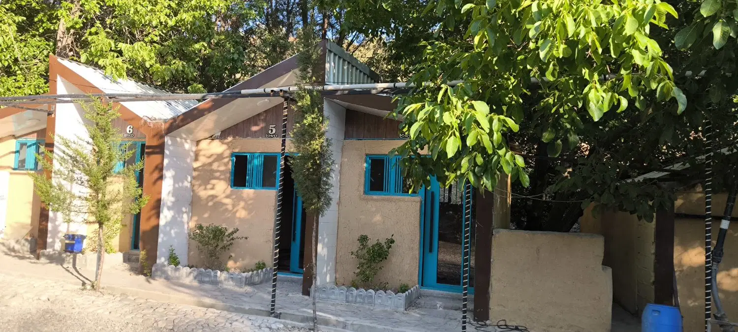 زمی گوشه