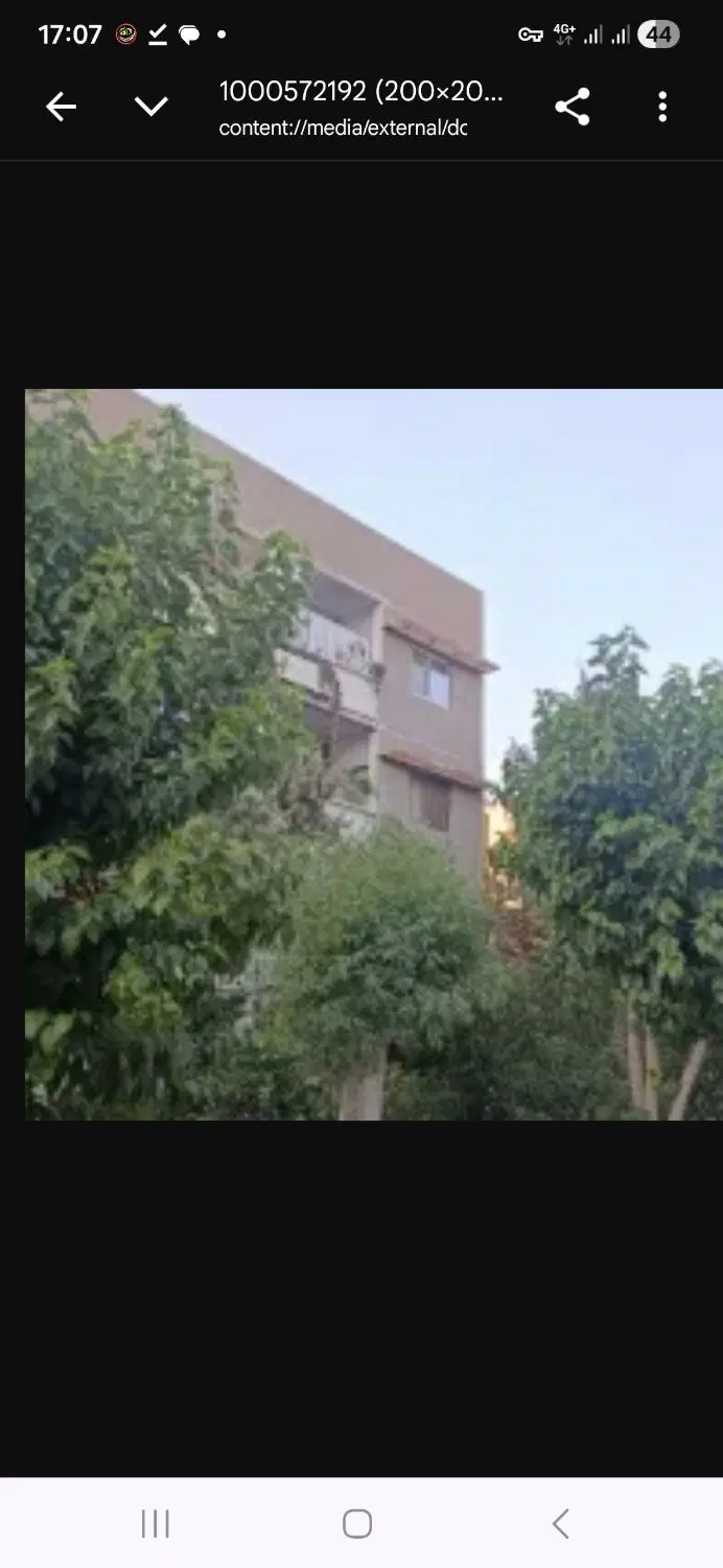 آپارتمان ۳ خوابه طبقه چهار ۱۳۲ متر