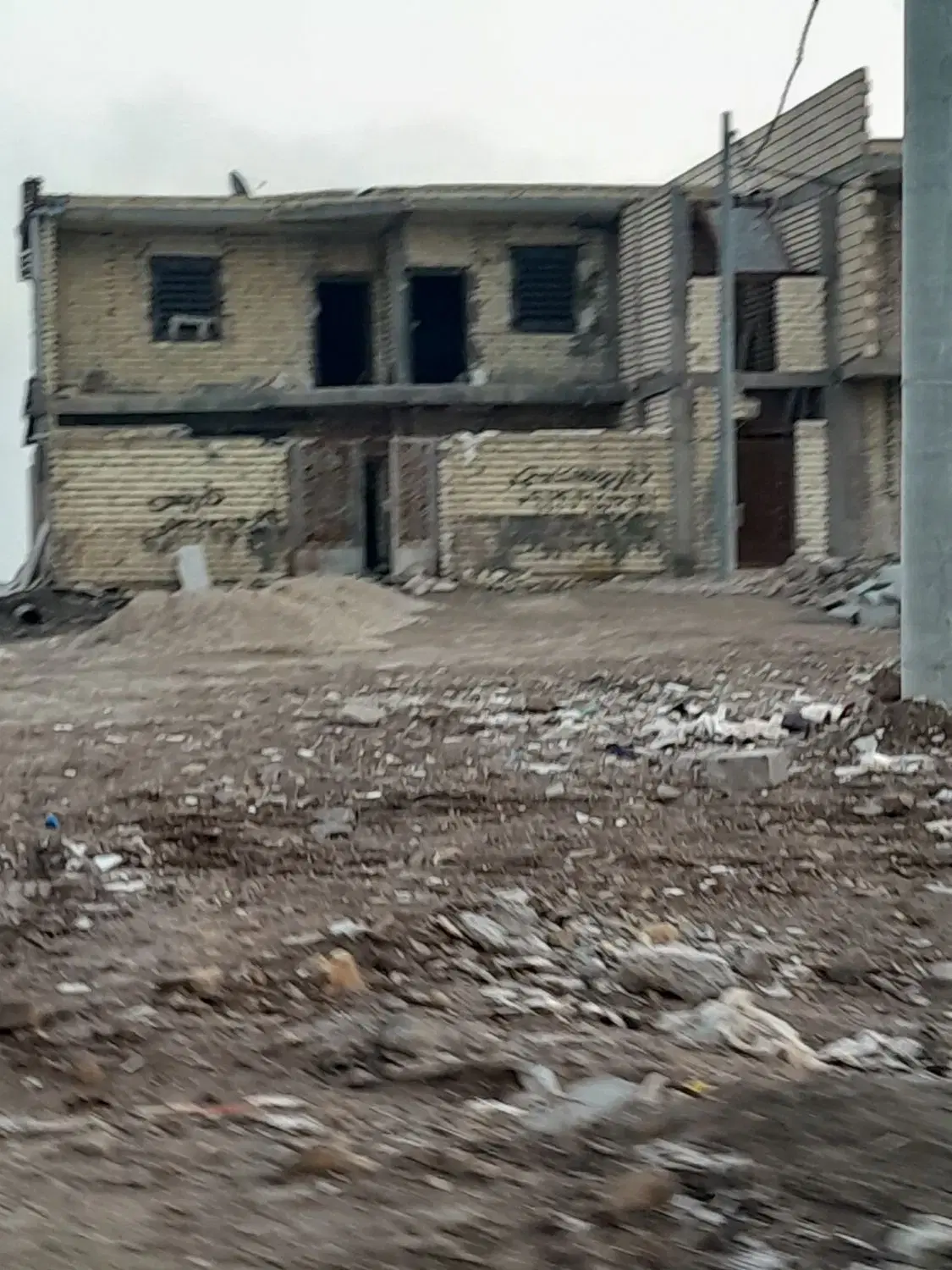 تجاری انبار و مغازه سر اصلی زمین سوله