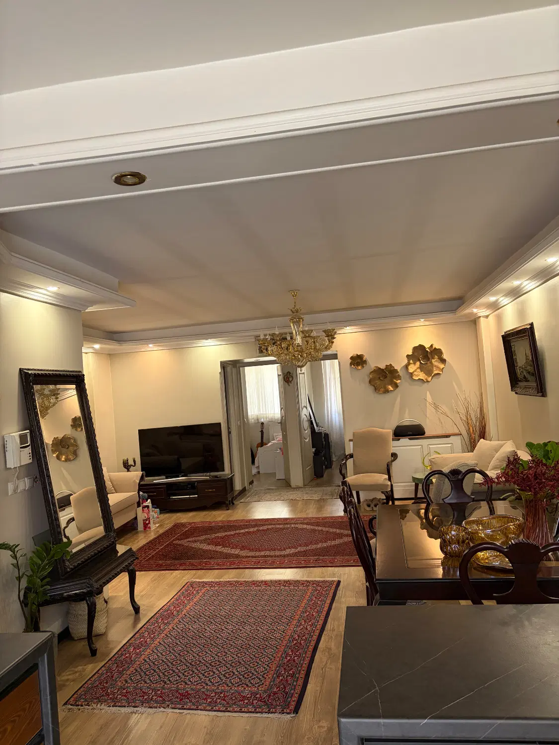 آپارتمان تک واحدی اشراقی
