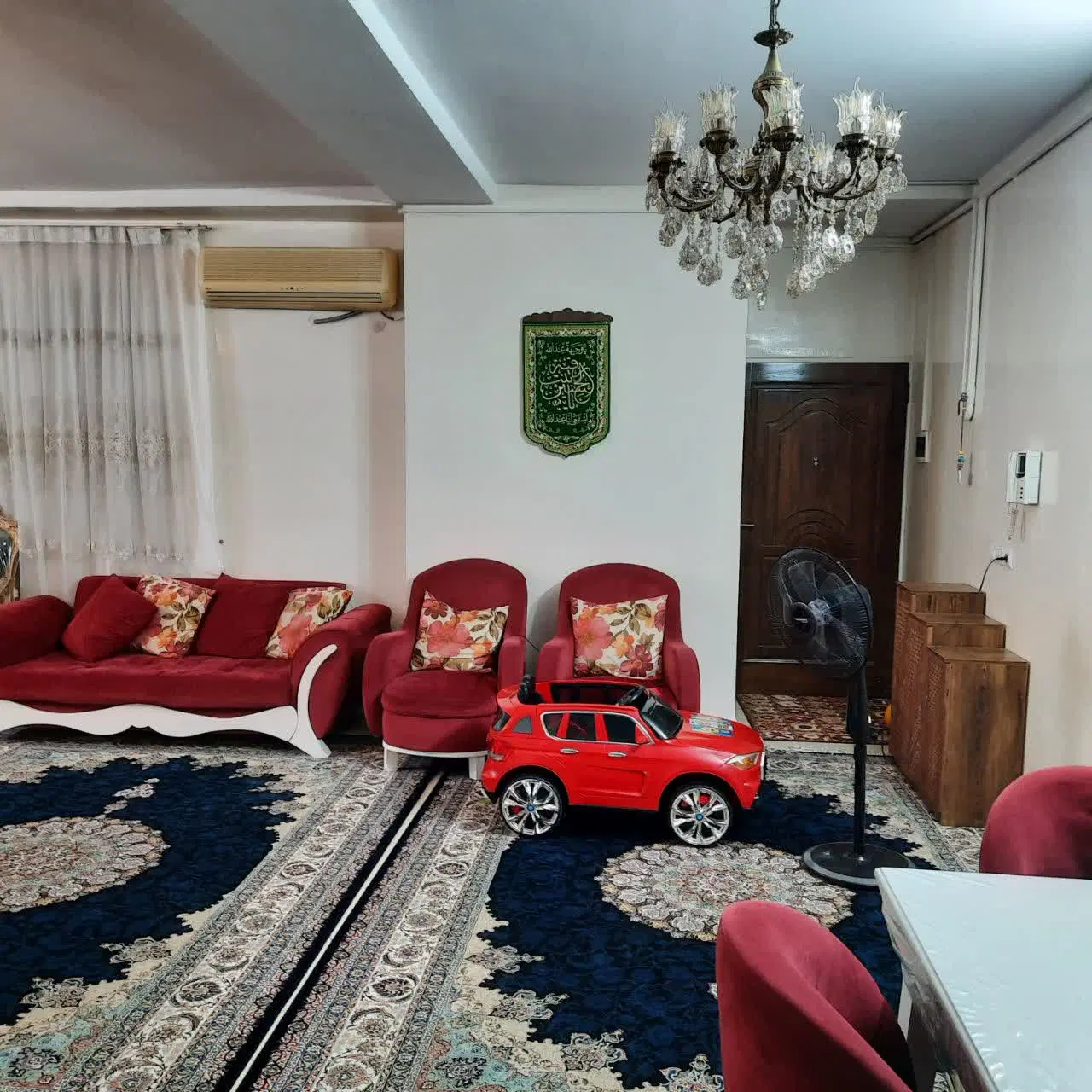 آپارتمان خوش نقشه و نورگیر ، فول امکانات