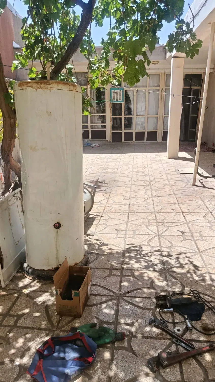 خانه کلنگی گلچهره واقع در جولان