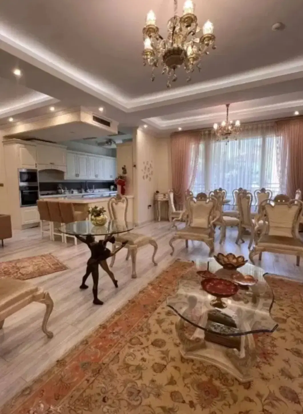 رهن و اجاره آپارتمان ۱۷۰ متری سه خواب کولر گازی