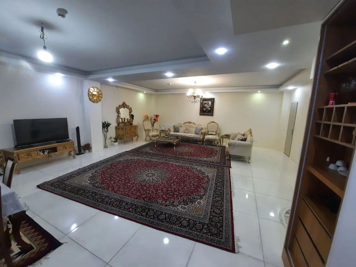 فروش واحد 150 متری فول امکانات
