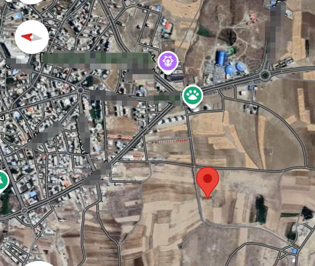 زمین ۱۰۰۰ متری بر اصلی