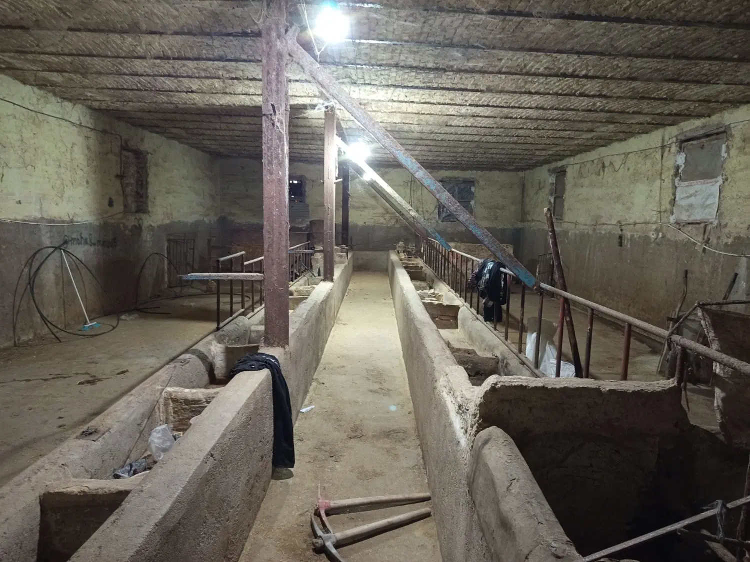 اجاره انبار ۱۸۰ متری