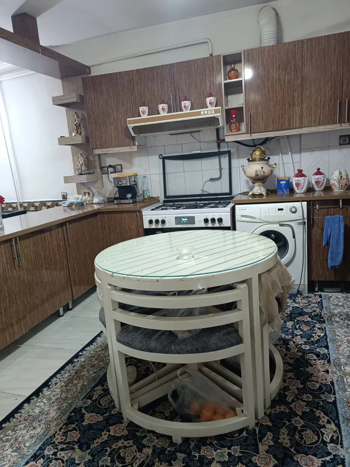 خانه ویلایی دوطبقه ونیم پورسینا با یک مغازه