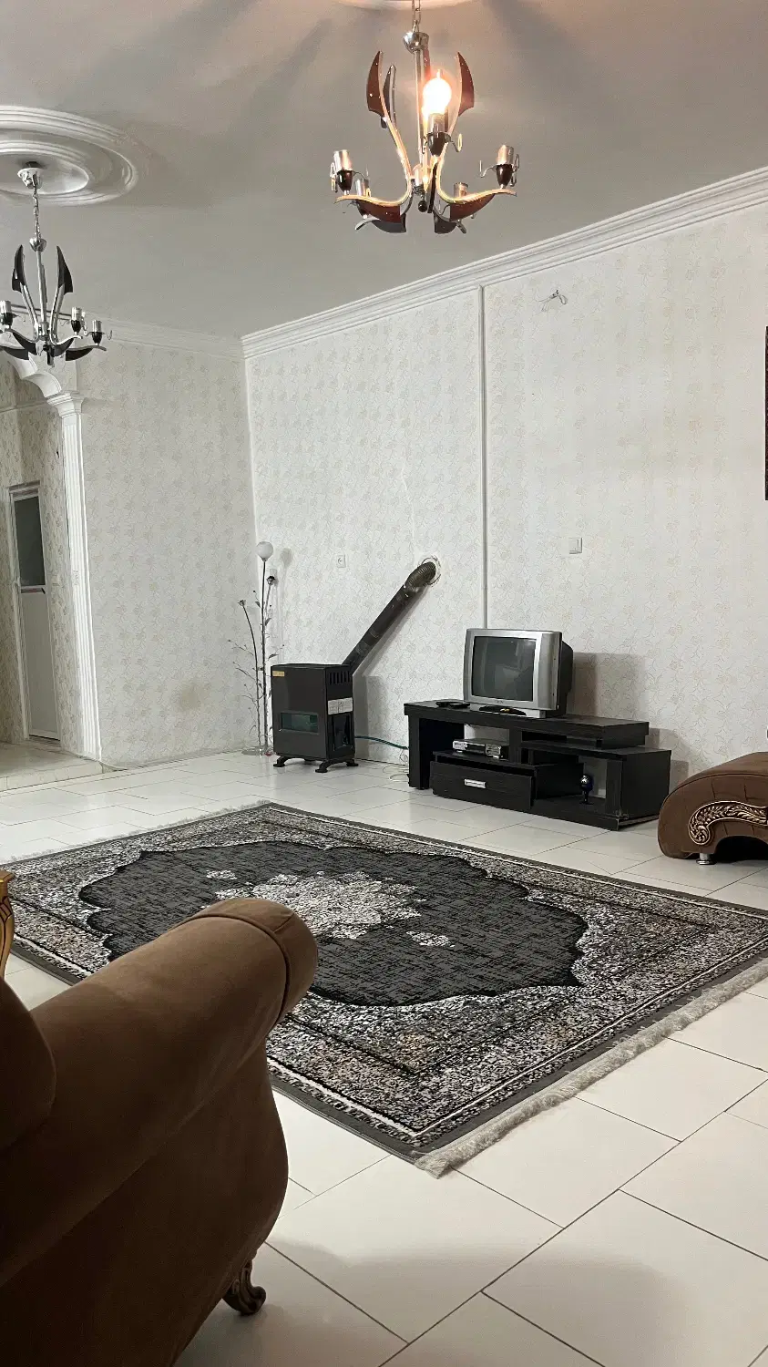 سوئیت مبله ، یک خواب ، طبقه اول