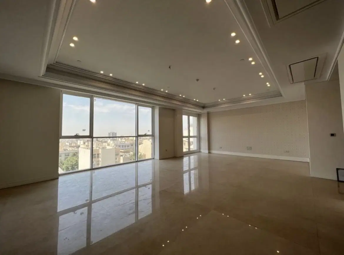 ۲۵۰ متر ۳ پارکینگ _ منطقه ۲ _ پونک _ کم واحد