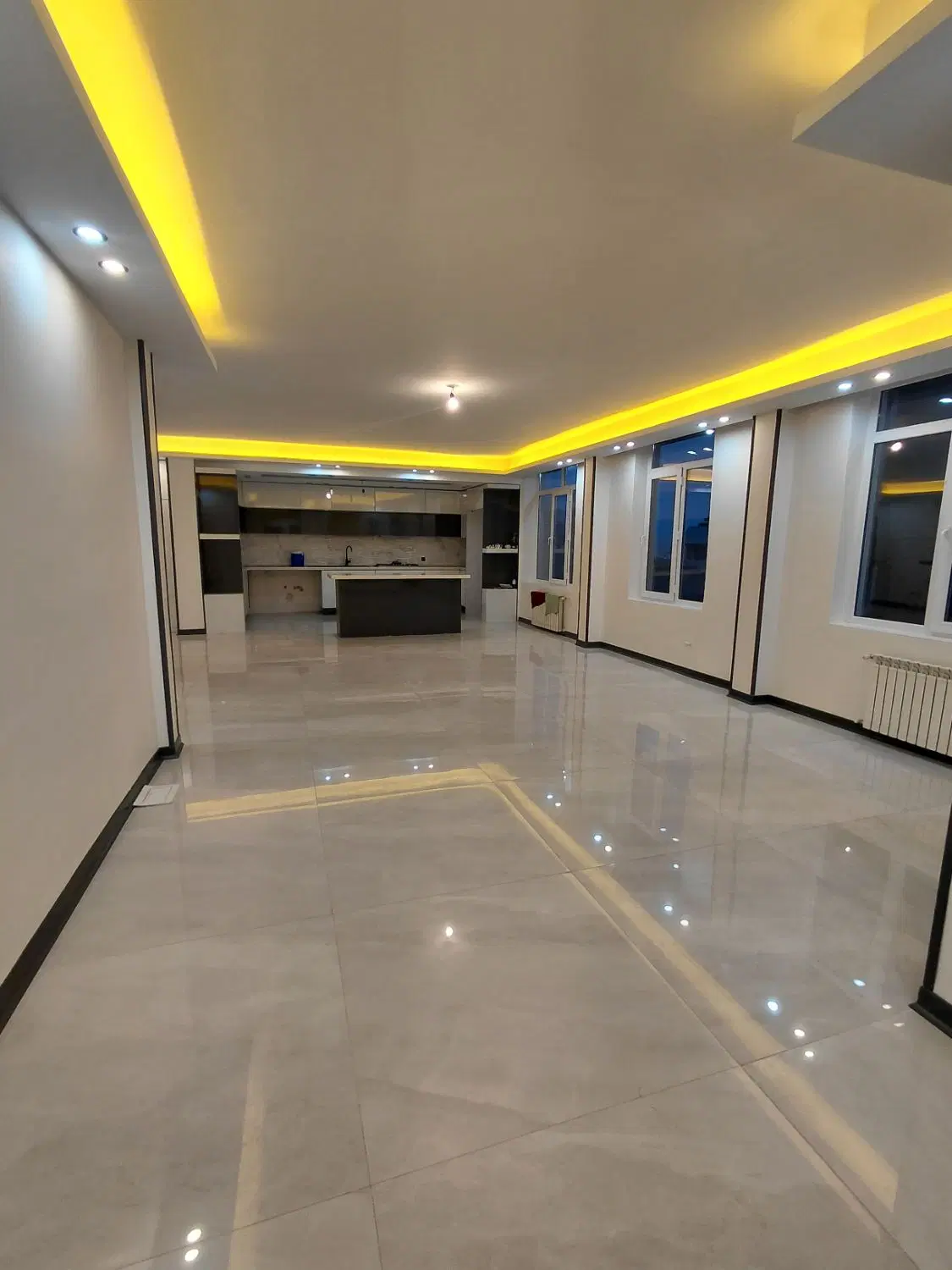 ۱۱۰متر دوخواب،۳پارکینگ،ویودار،شهرک نفت پونک