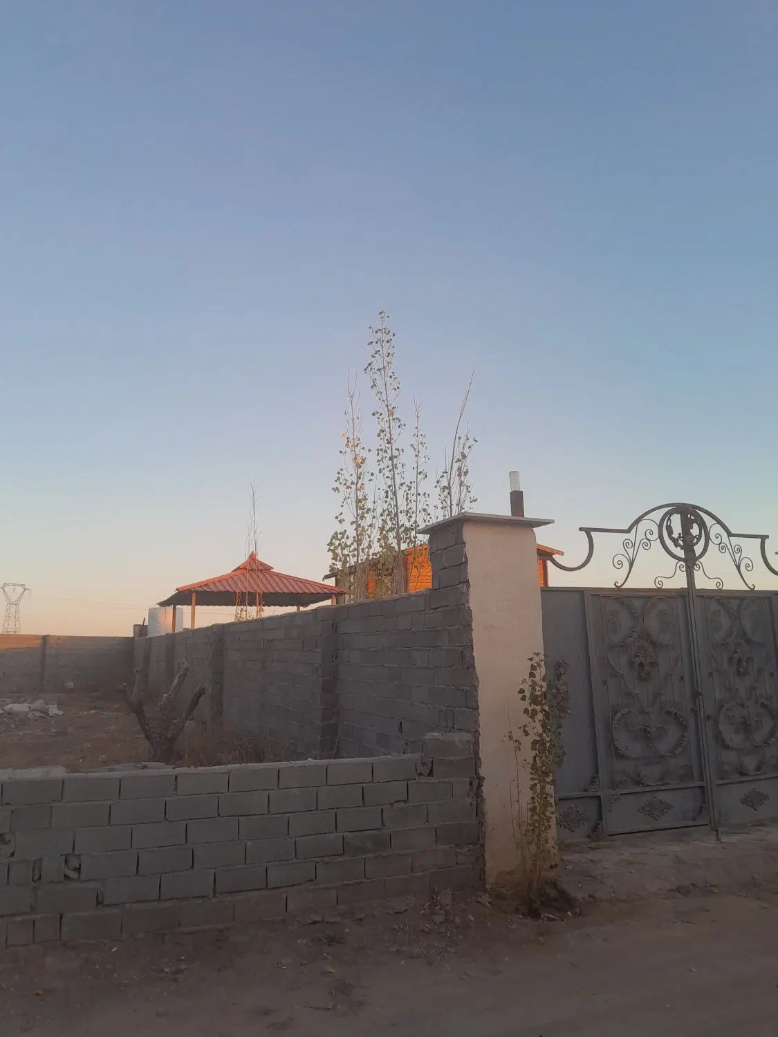 زمین ۳۰۰متر شهرکی در سربندان سند تک برگ و آب و برق