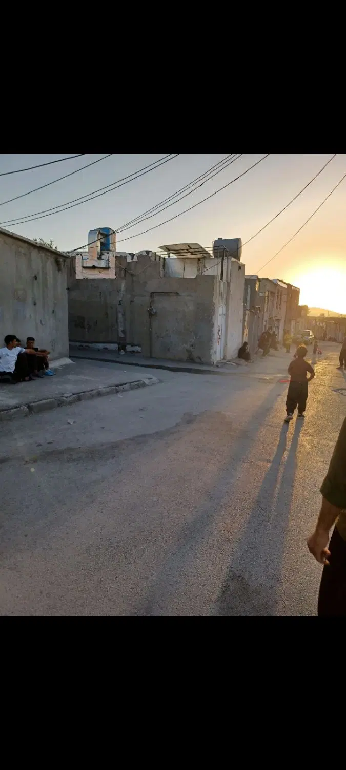 خانه ۵۰ متری نقلیه ۱۵ متری طالقانی
