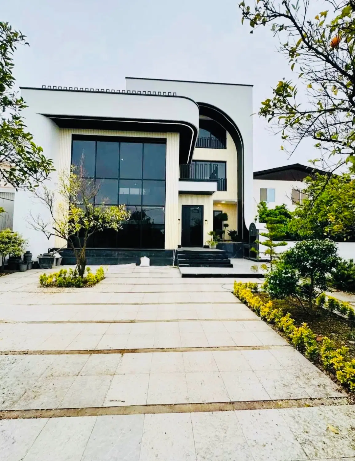 تریبلکس مدرن_استخر4فصل_معماری درجه1_نوساز