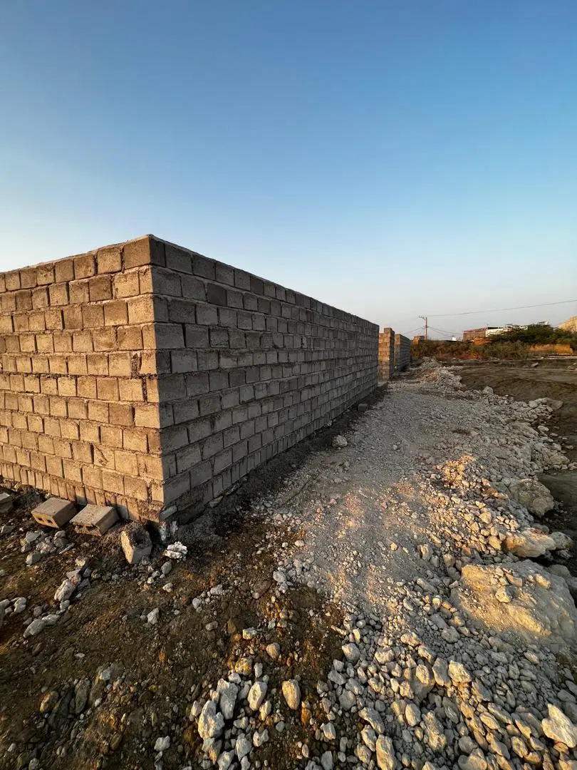 زمین پشت دهیاری جنب مدرسه و مسجد جامع جدید