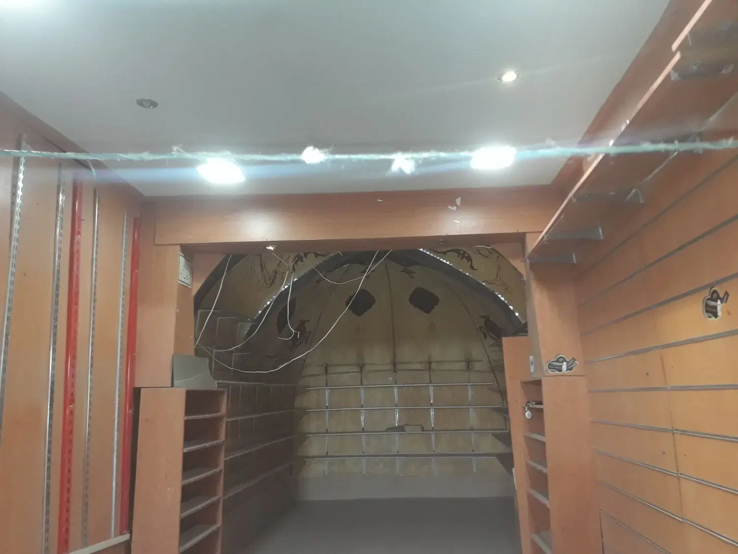 فروش مغازه در بازار