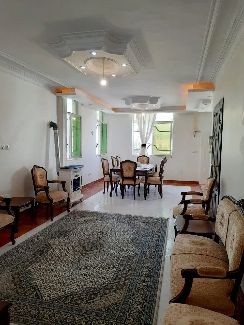 اجاره آپارتمان ۱۰۰ متری تک واحدی در فاز ۲ محله ۳