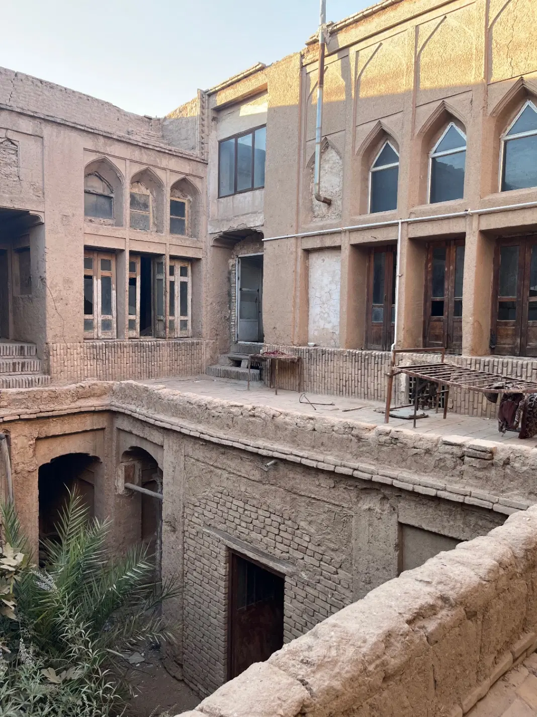 خانه قدیمی بعثت