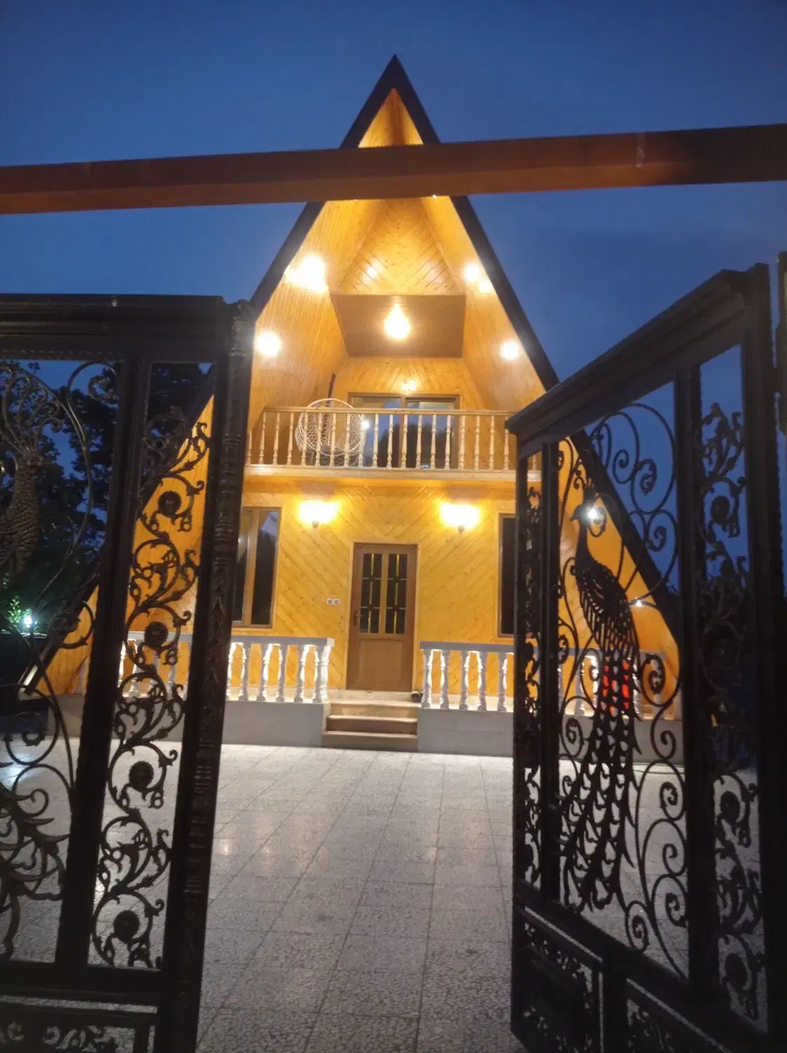 ویلا جنگلی استخردار گیسوم
