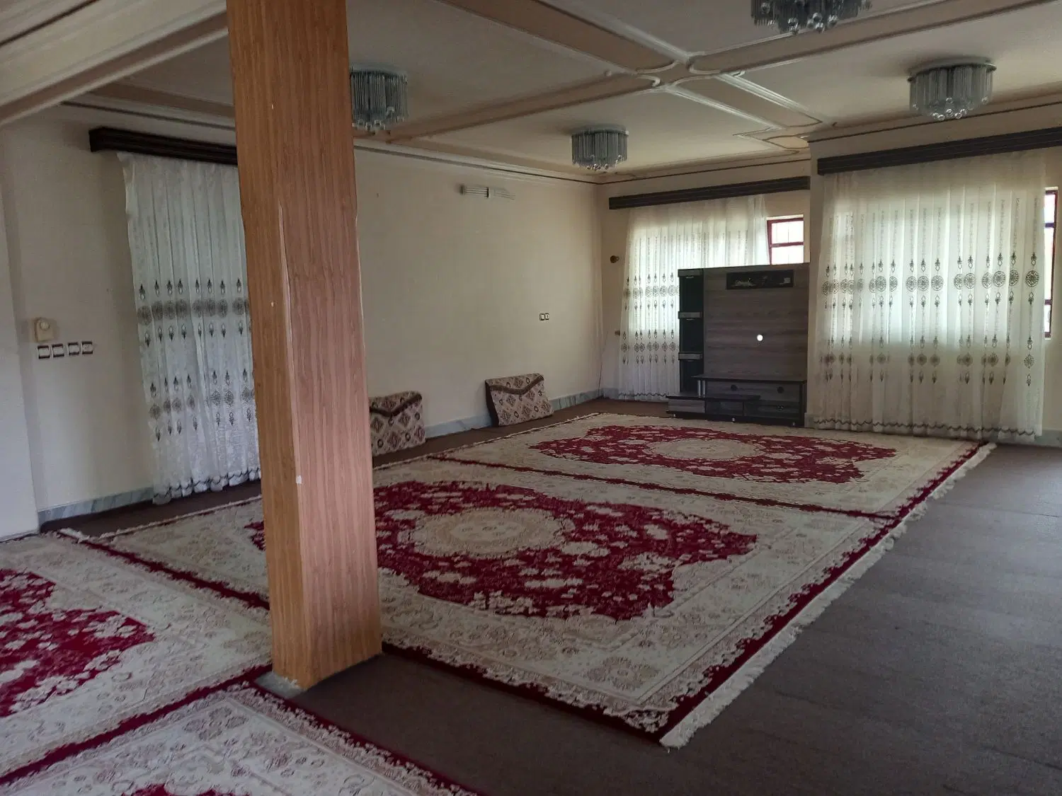 اجاره شبانه خانه