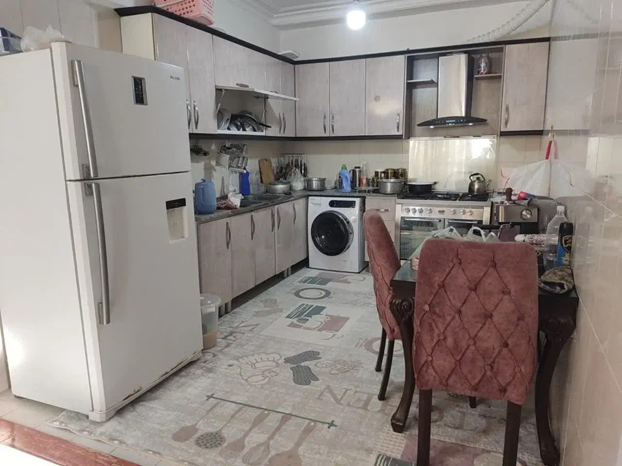 ۱۰۵ متر دوخوابه_ سالن بزرگ_ لوکیشن عالی