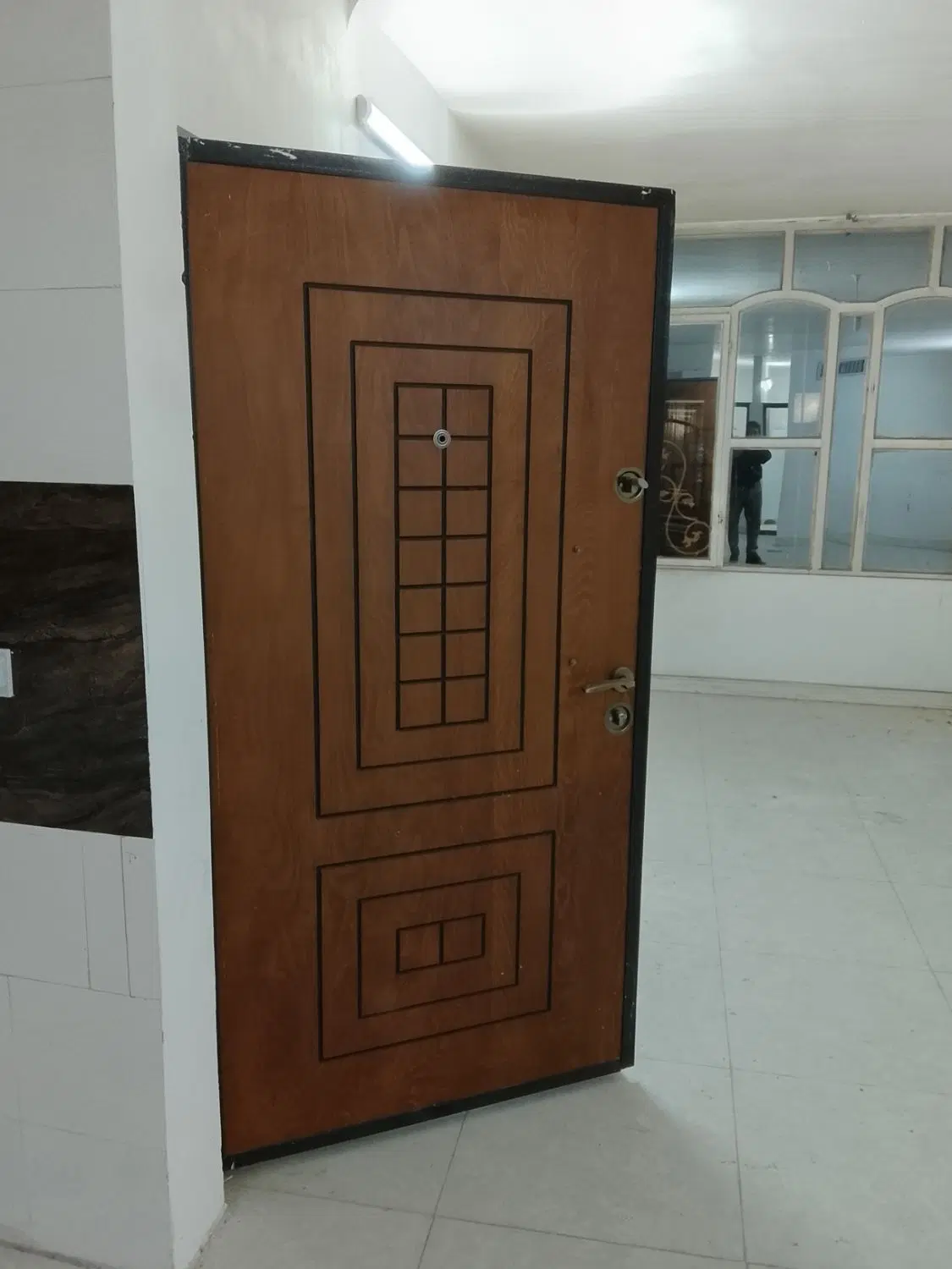 منزل آپارتمانی دوخواب ۹۵متری با پارکینگ ماشین