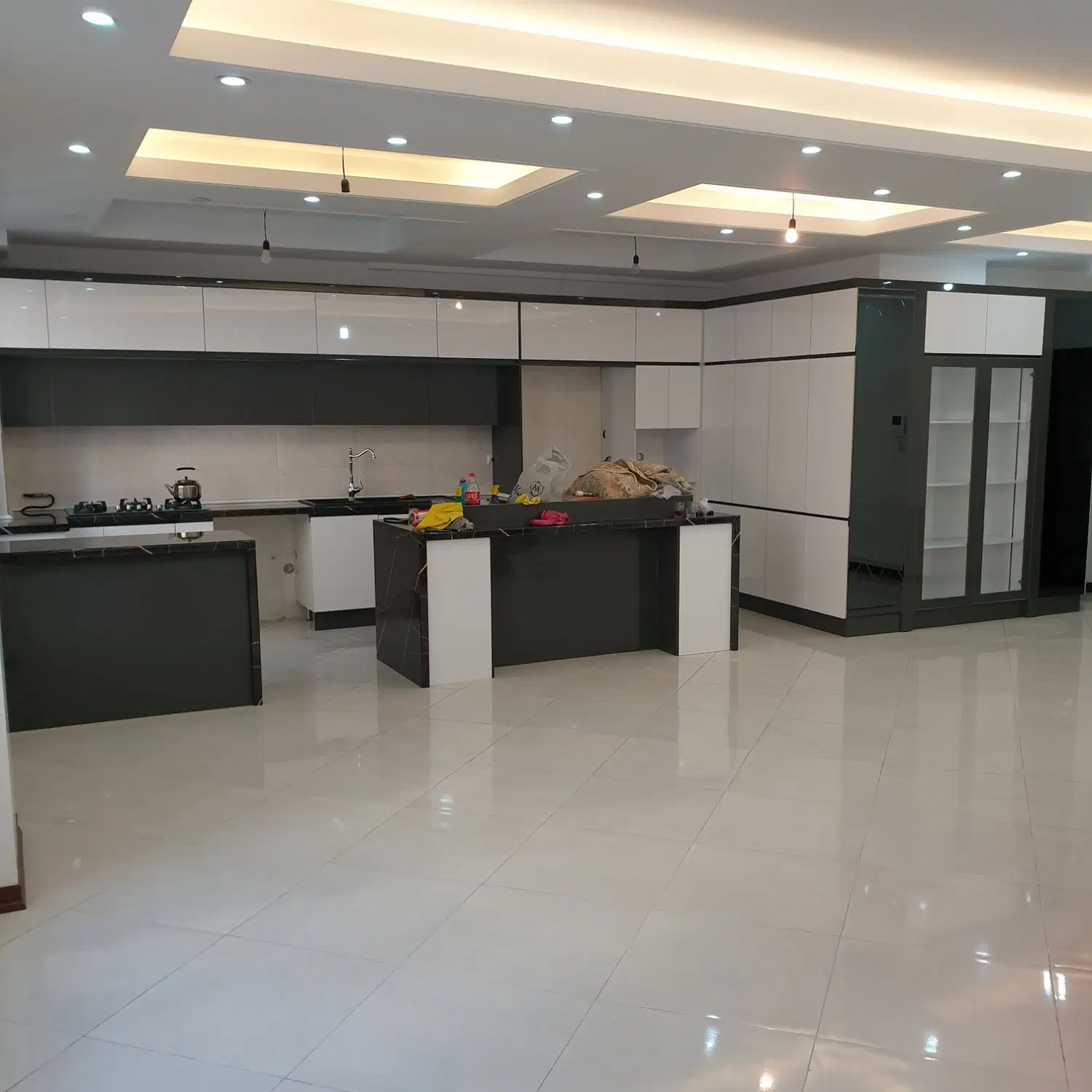 فروش آپارتمان دو خواب ۱۲۰ متری تکواحدی