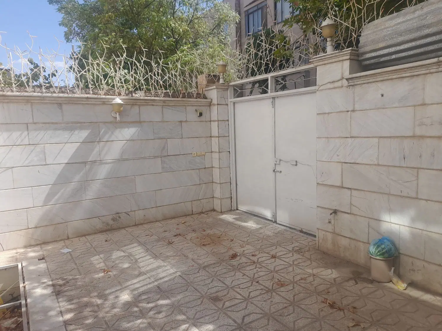 منزل ویلایی آپارتمانی