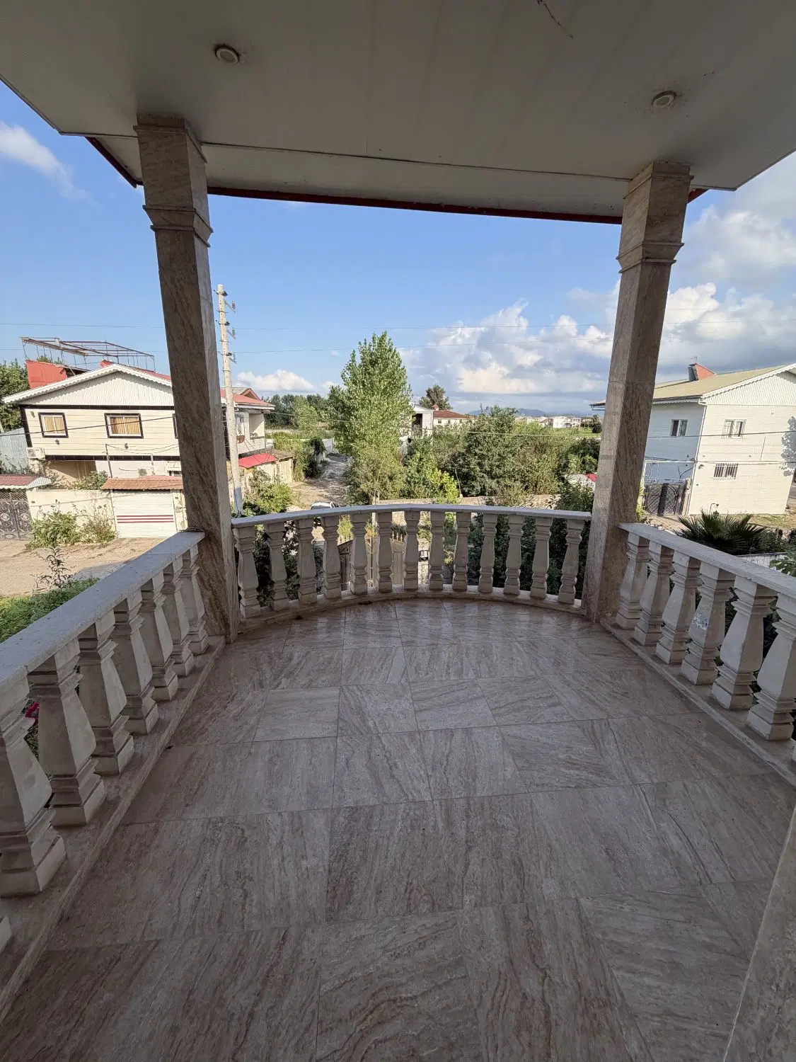 ویلایی شیک تمیز