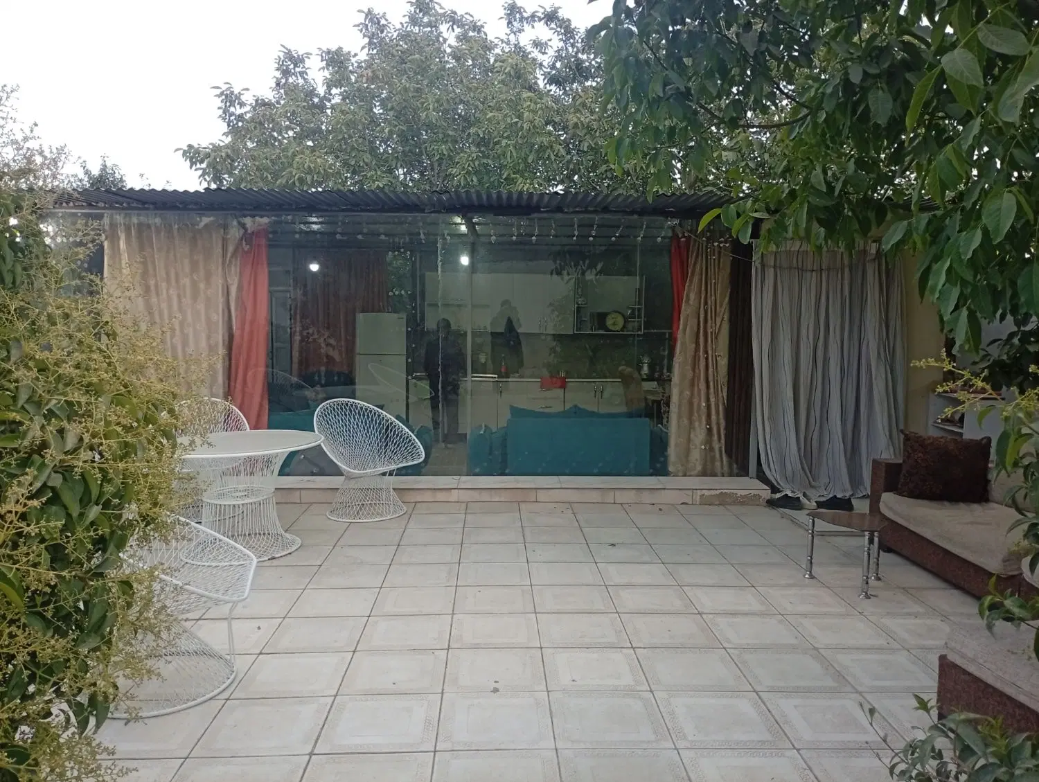 فروش باغچه