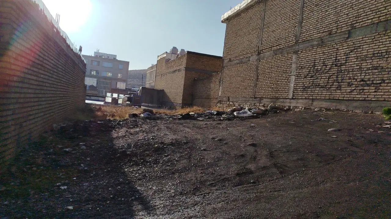 ۱۸۰ متر زمین جنوبی  پردیس کرمانشاه