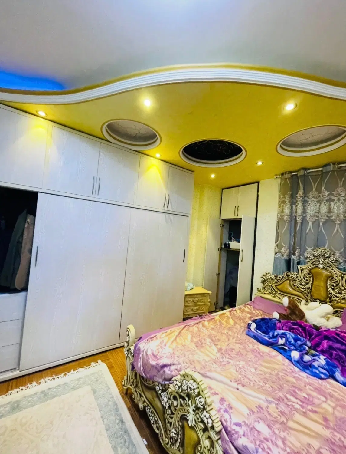 آپارتمان ۱۳۵ متری تک واحدی