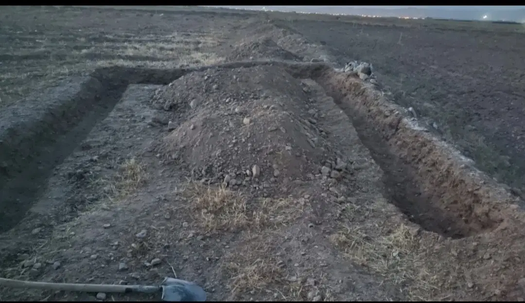 زمین ۵۰۰متری رو ب روی تالار وصال جاده گاز