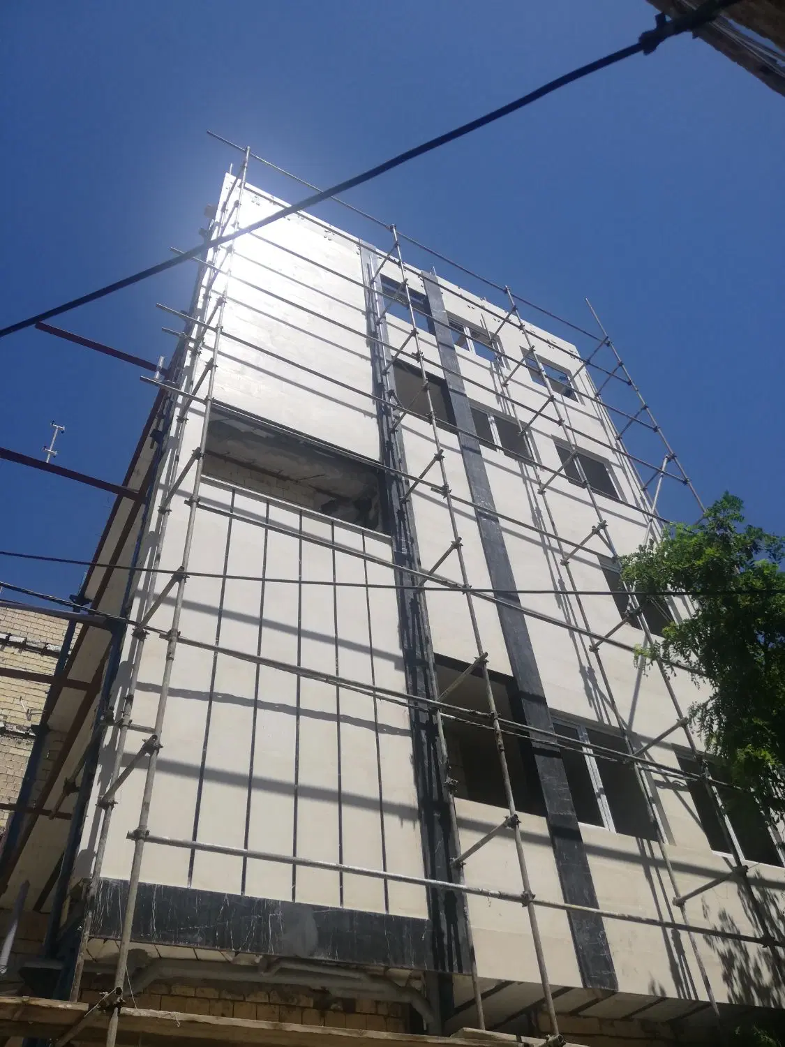 اپارتمان۷۲متری ۲خواب درحال ساخت