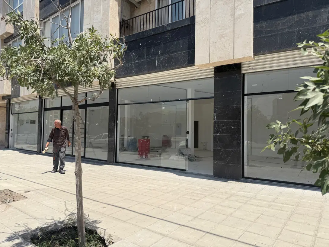 فروش تجاری دائم ۱۶۰ متری