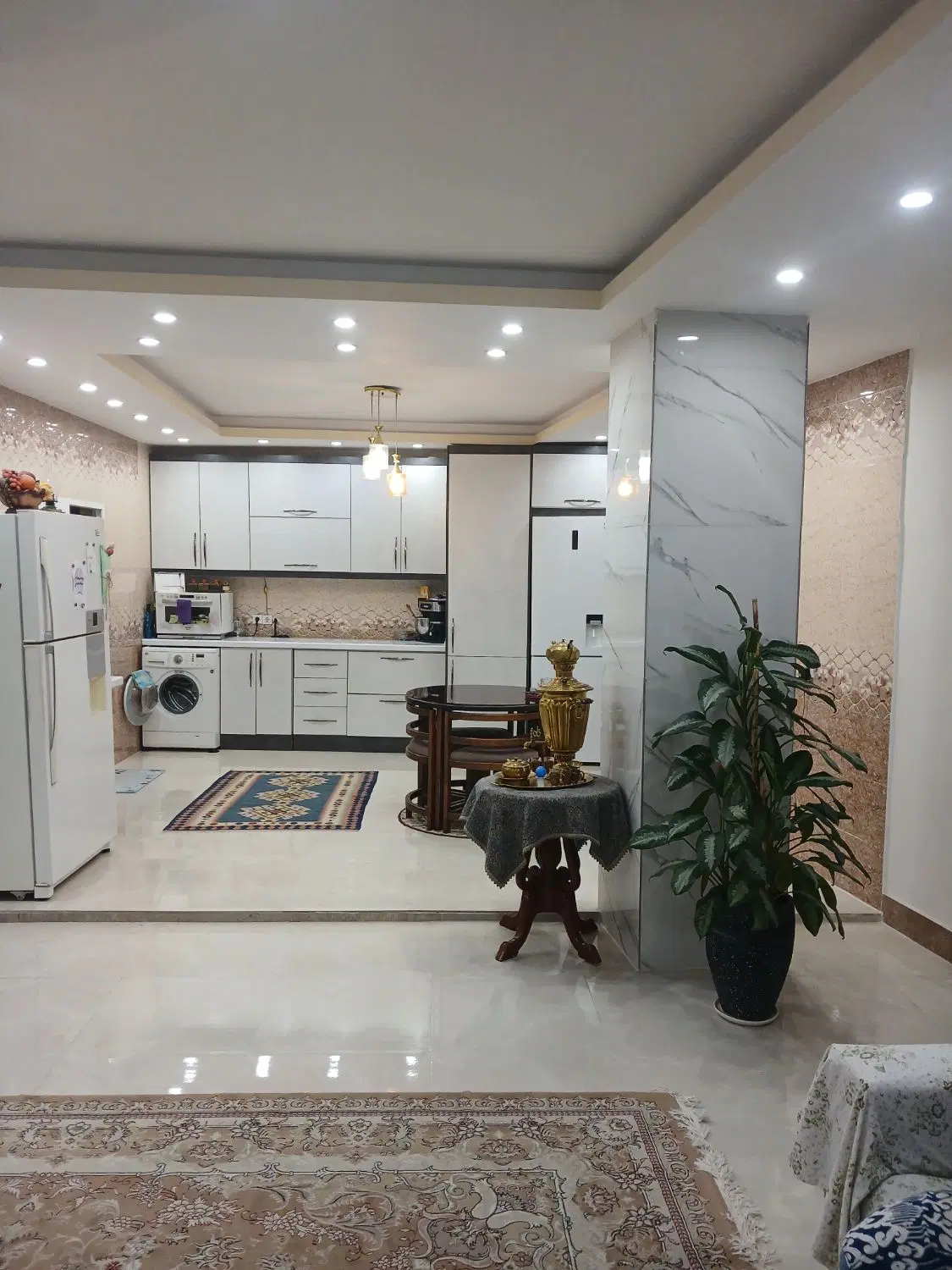 سه واحد تک واحدی 145 متری اول خ پاسداران