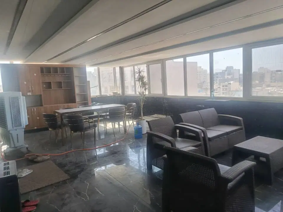 واحد ۱۶۴ متری ساختمان دانیال خیابان طالقانی