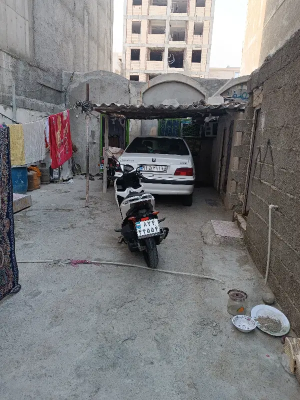 زمین از ما ساخت از شما