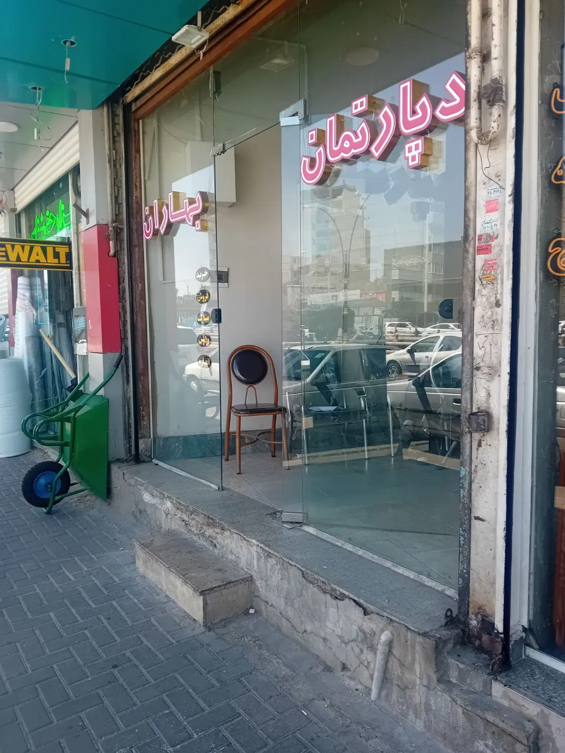 اجاره معازه_ ویژه بانک _بر خیابان دروازه تهران