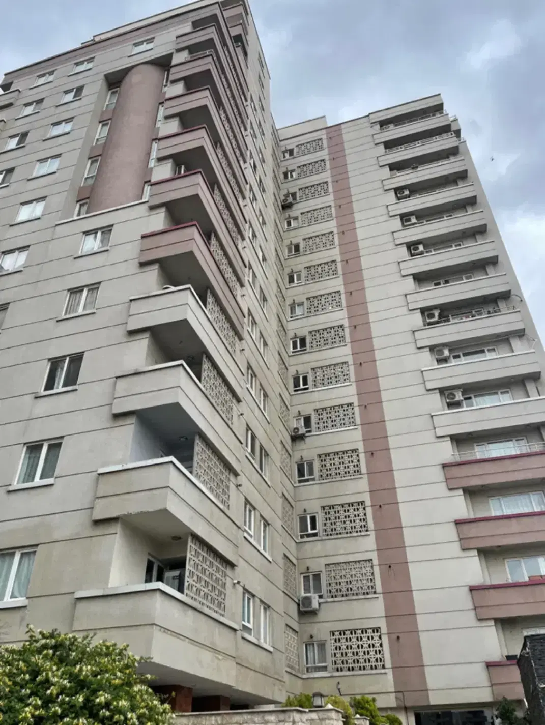 برج سعادت آباد-آپارتمان مسکونی ۱۰۸ متر_ سند تک برگ