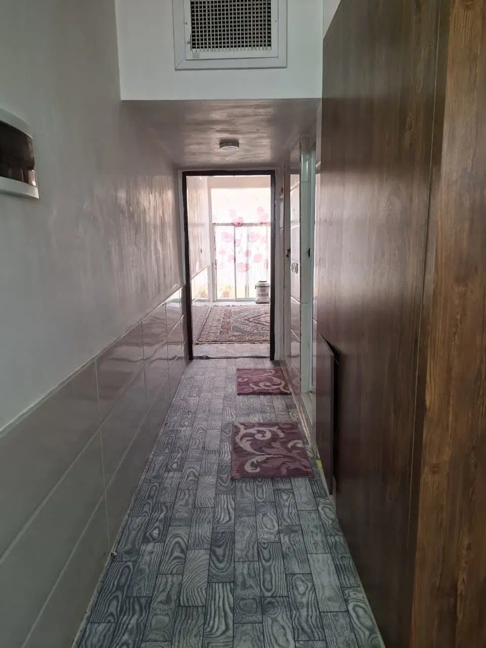 یک واحد ساختمان  ۷۰ متری جهت اجاره