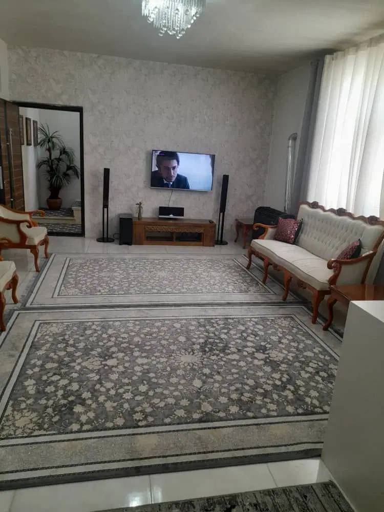 خانه دو طبقه قیمت مناسب